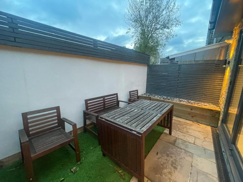2A Seymour Road Villa Sutton  Exterior foto
